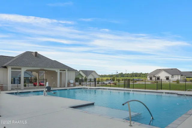 $295,000 | 108 Sandstone Avenue, Scott, LA 70583