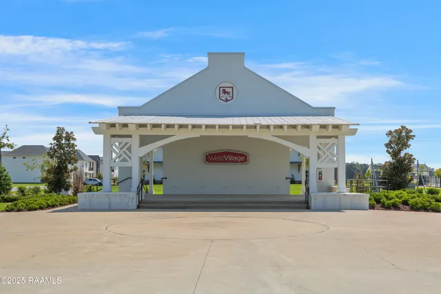 $295,000 | 108 Sandstone Avenue, Scott, LA 70583