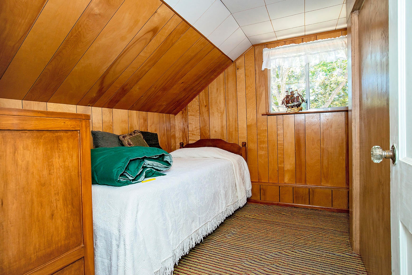 4265 Coleman Creek Road Medford, OR 97501 - Photo 17 of 36 Coleman Creek021