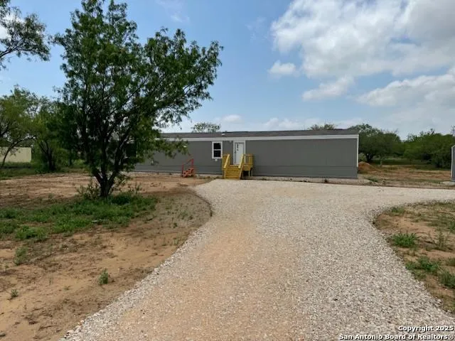$155,000 | 277 County Road 1647, Unit 1, Moore, TX 78057