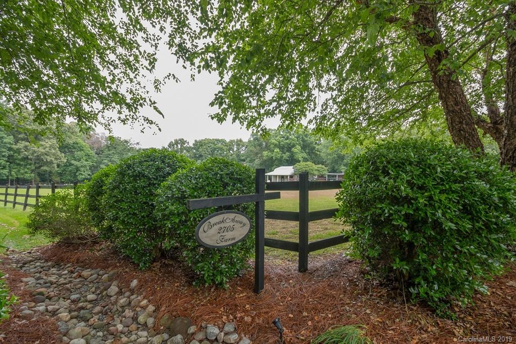 2705 Valley Farm Road Waxhaw, NC 28173 - Photo 2 of 32 Gallery Image 2