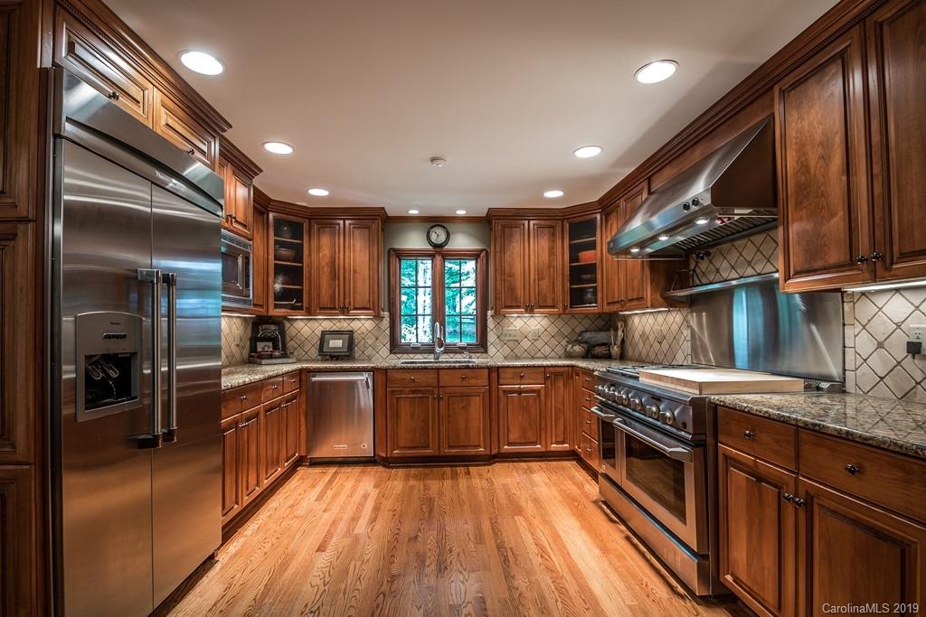 2705 Valley Farm Road Waxhaw, NC 28173 - Photo 12 of 32 Gallery Image 12