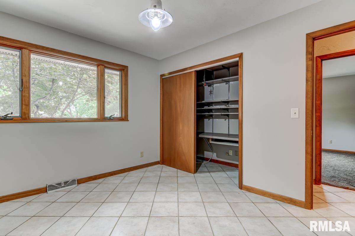 25 Navajo Drive Springfield, IL 62711 - Photo 31 of 45 Gallery Image 31