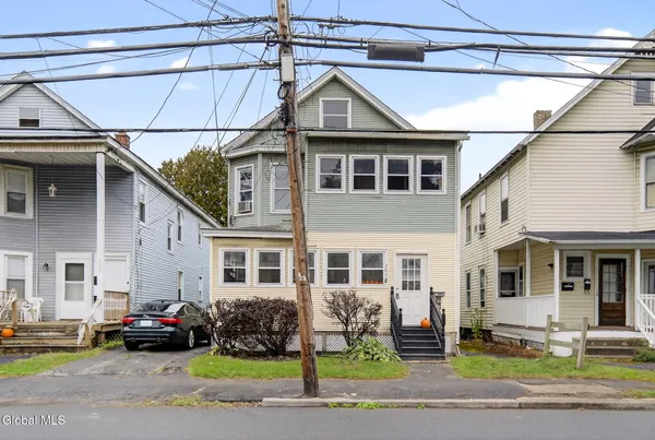 $269,000 | 205 Vley Road, Scotia, NY 12302