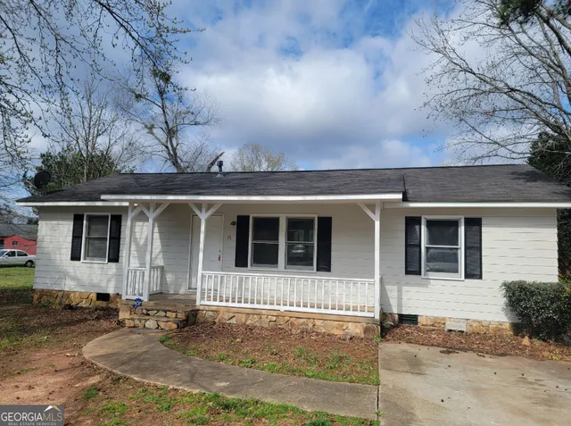 $1,575 | 15 Greenview Drive, McDonough, GA 30253