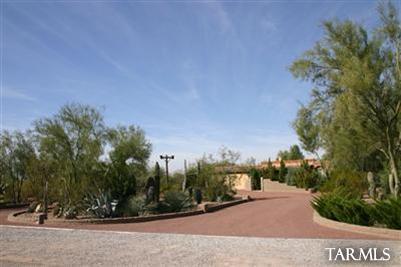 4241 North Old Rnch Road Tucson, AZ 85743 - Photo 3 of 18
