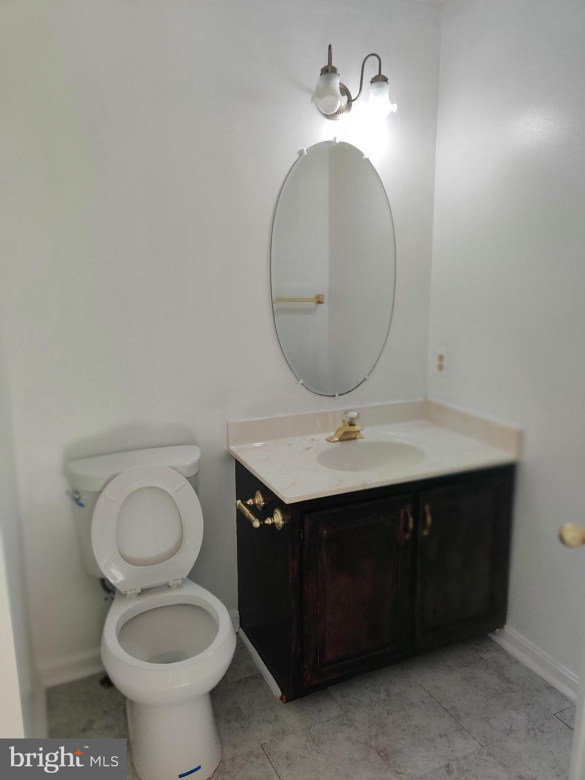 2236 Conquest Way Odenton, MD 21113 - Photo 6 of 23 Powder room