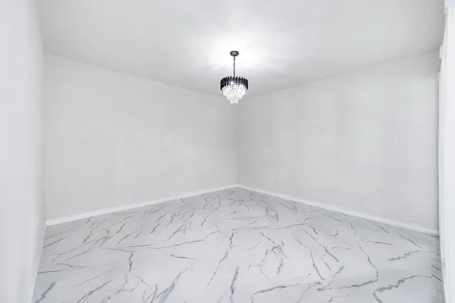 $385,000 | 1610 Richvale Lane, Houston, TX 77062