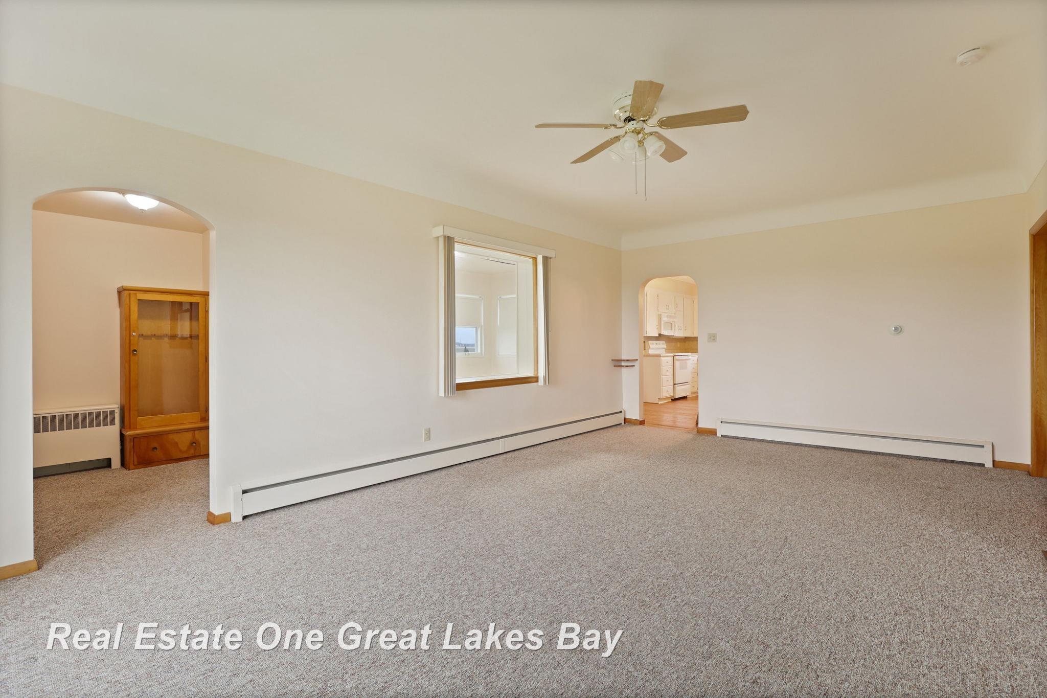 4060 Dickerson Road Akron, MI 48701 - Photo 15 of 62