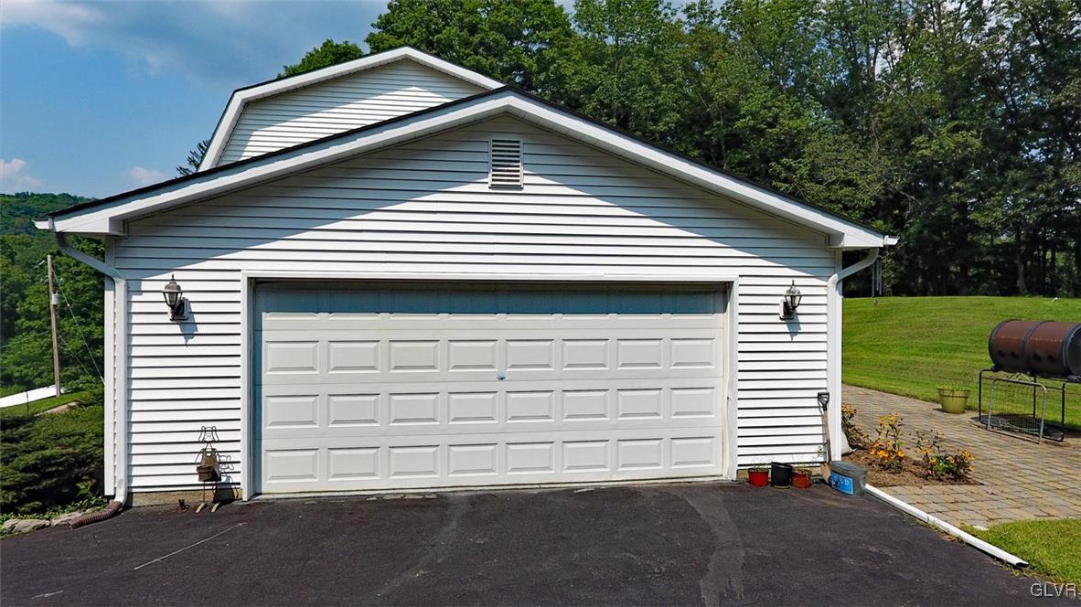 184 Goodale Road Stroudsburg, PA 18360 - Photo 7 of 32