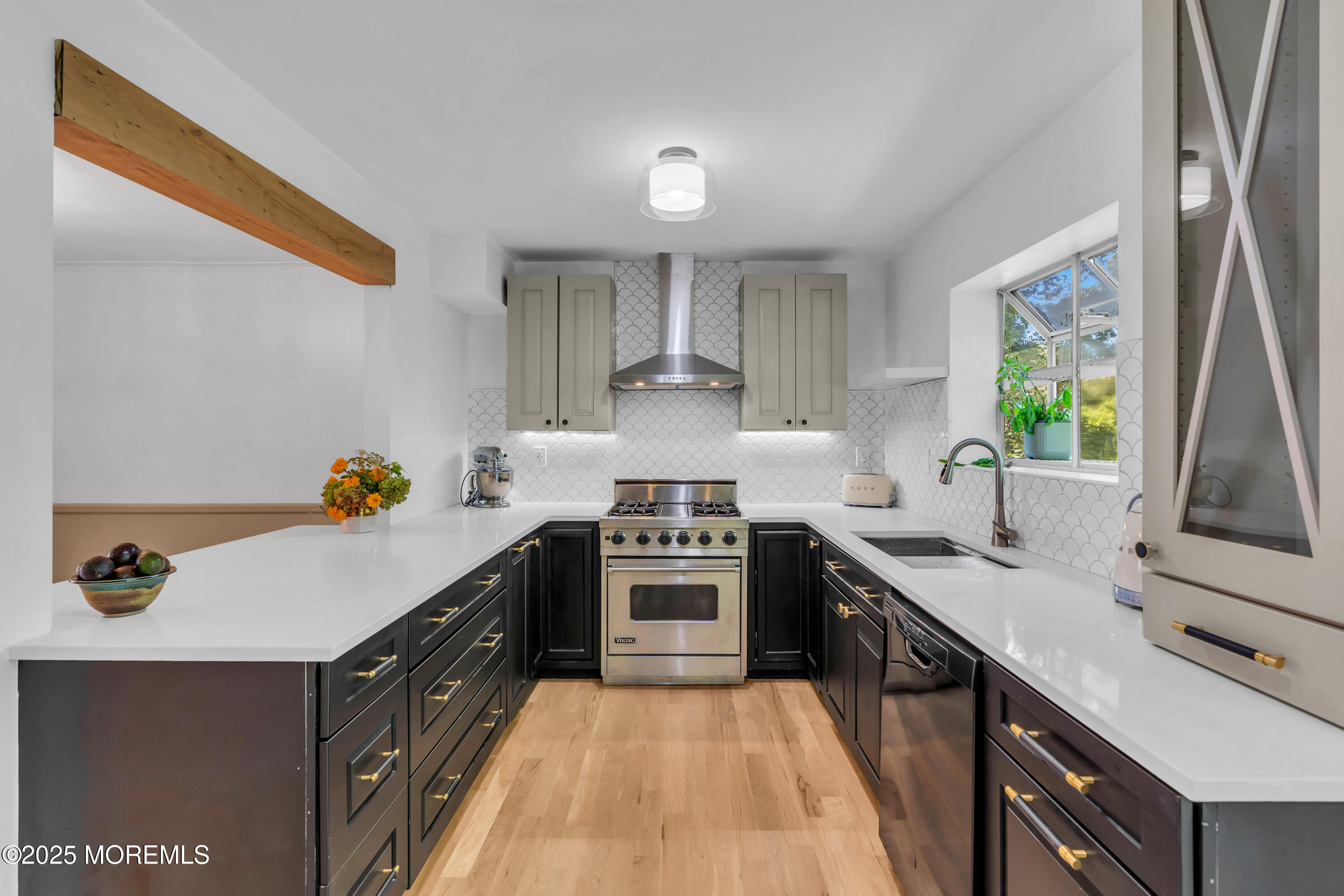 65 East River Road, Unit 14 Rumson, NJ 07760 - Photo 15 of 45 038_dsc05536_257