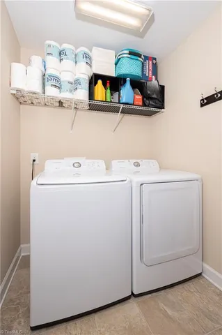 $1,325 | 4757 Tatton Park Circle, Unit 1B, Winston-Salem, NC 27103