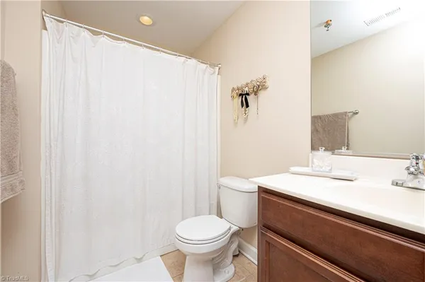 $1,295 | 4757 Tatton Park Circle, Unit 1B, Winston-Salem, NC 27103