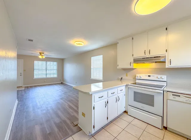 $1,525 | 306 Belmont Road, Tallahassee, FL 32301