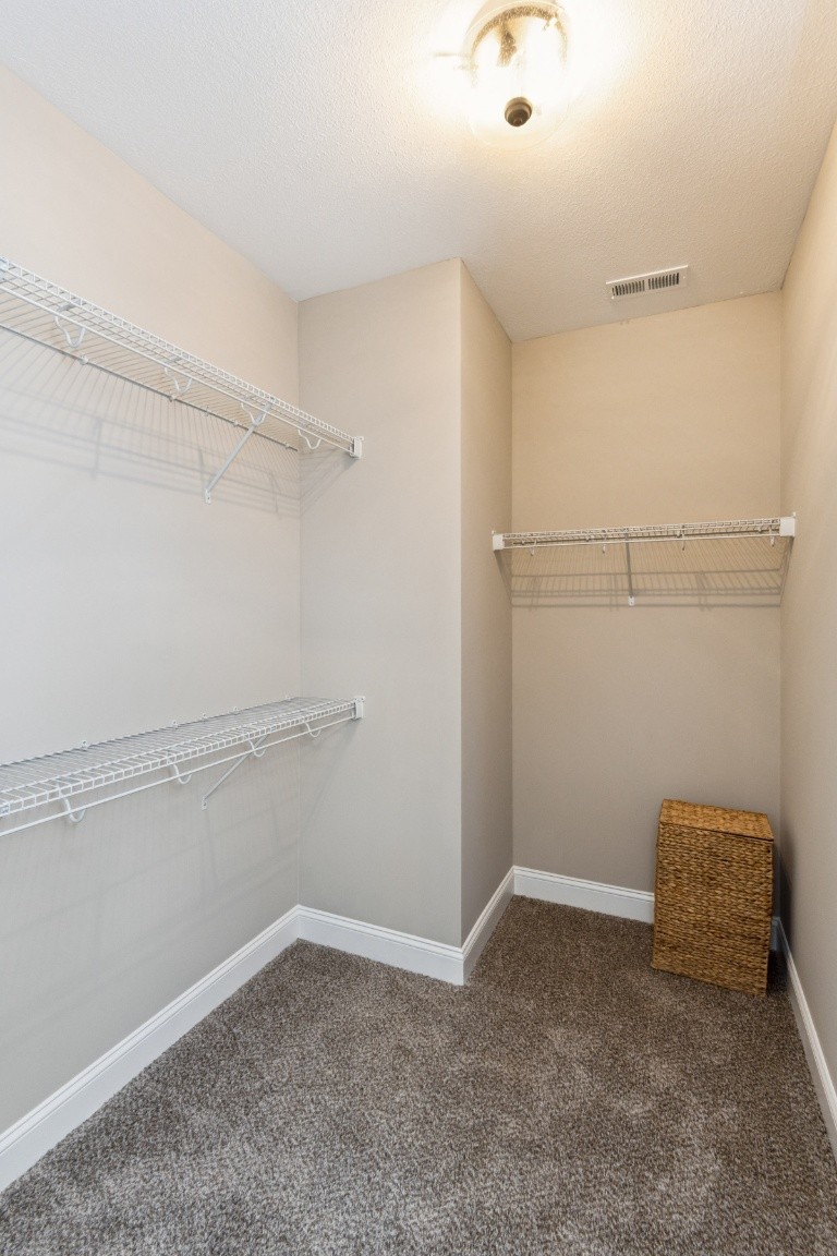 427 Jen Hollow Road Clarksville, TN 37040 - Photo 19 of 36 a view of small space