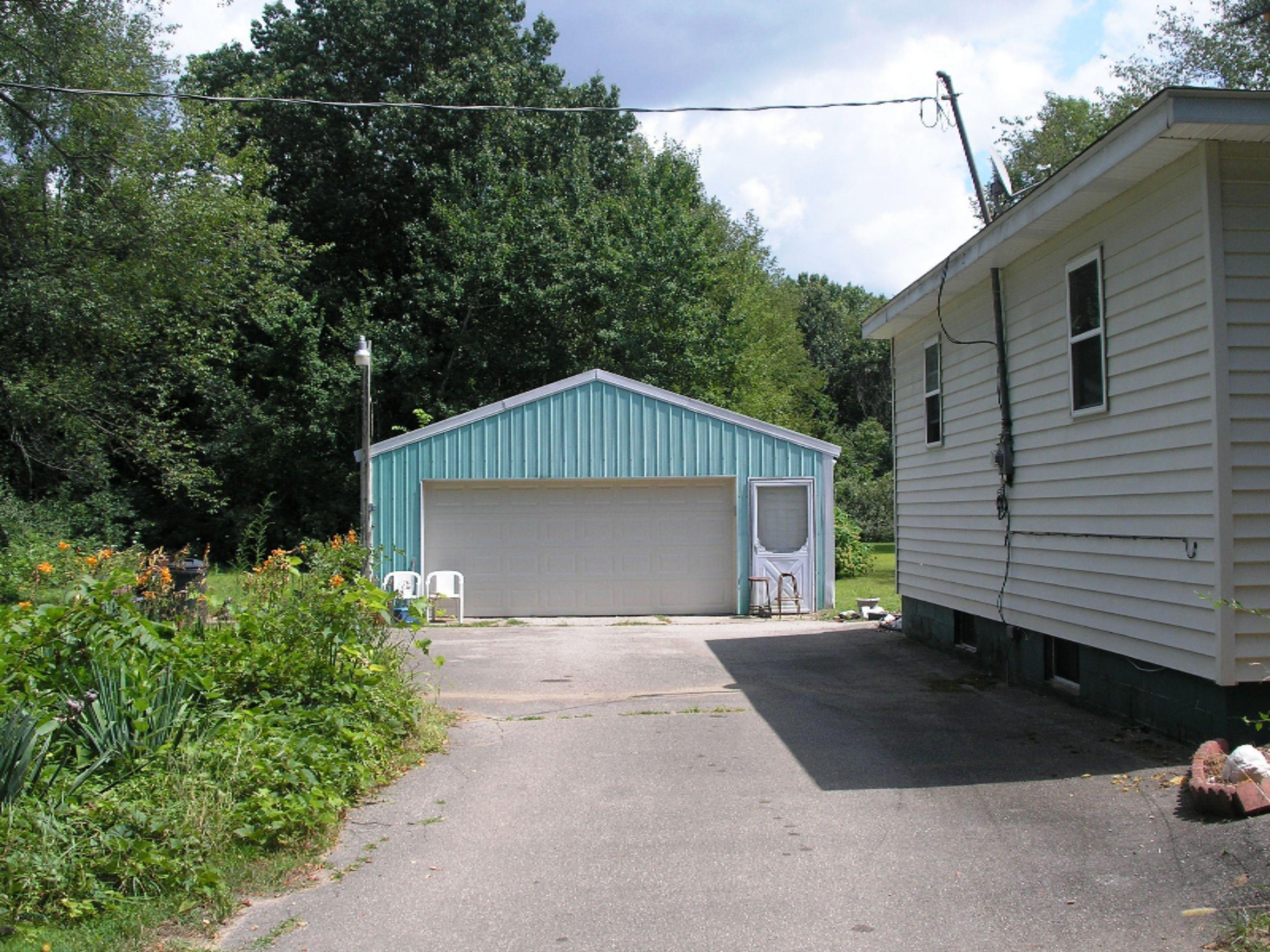 52849 Boone Road Three Rivers, MI 49093 - Photo 2 of 22 P1010002