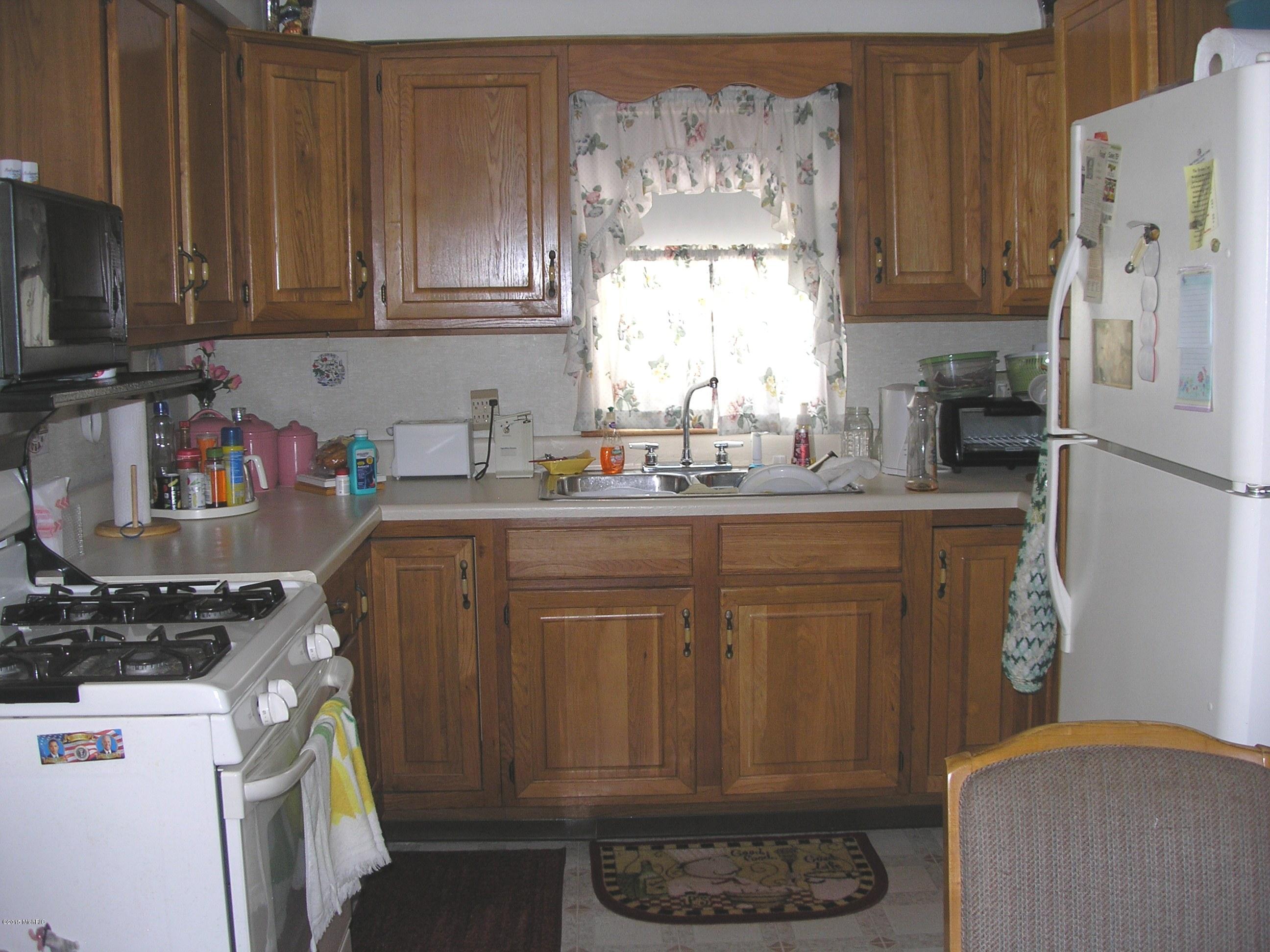 52849 Boone Road Three Rivers, MI 49093 - Photo 8 of 22 P1010015