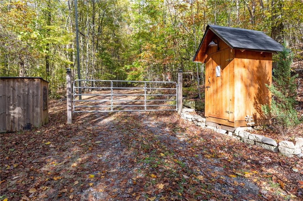 339 Cameron Road Cleveland, GA 30528 - Photo 4 of 36 a backyard of a house