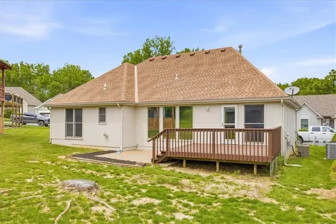 $275,000 | 4807 Northwest 59th Court, Kansas City, MO 64151