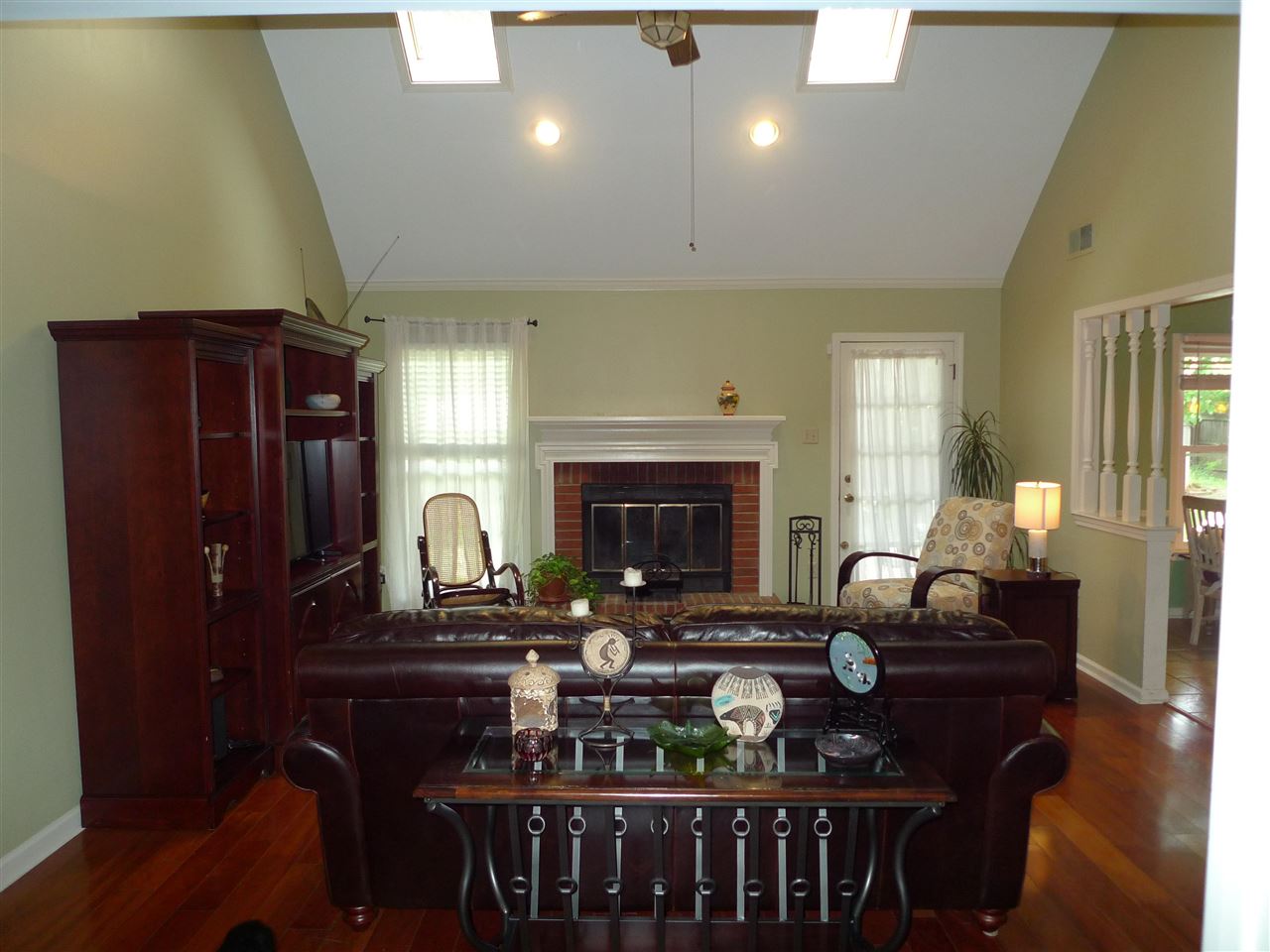 8464 Buckhurst Road Memphis, TN 38016 - Photo 5 of 25 Gallery Image 5