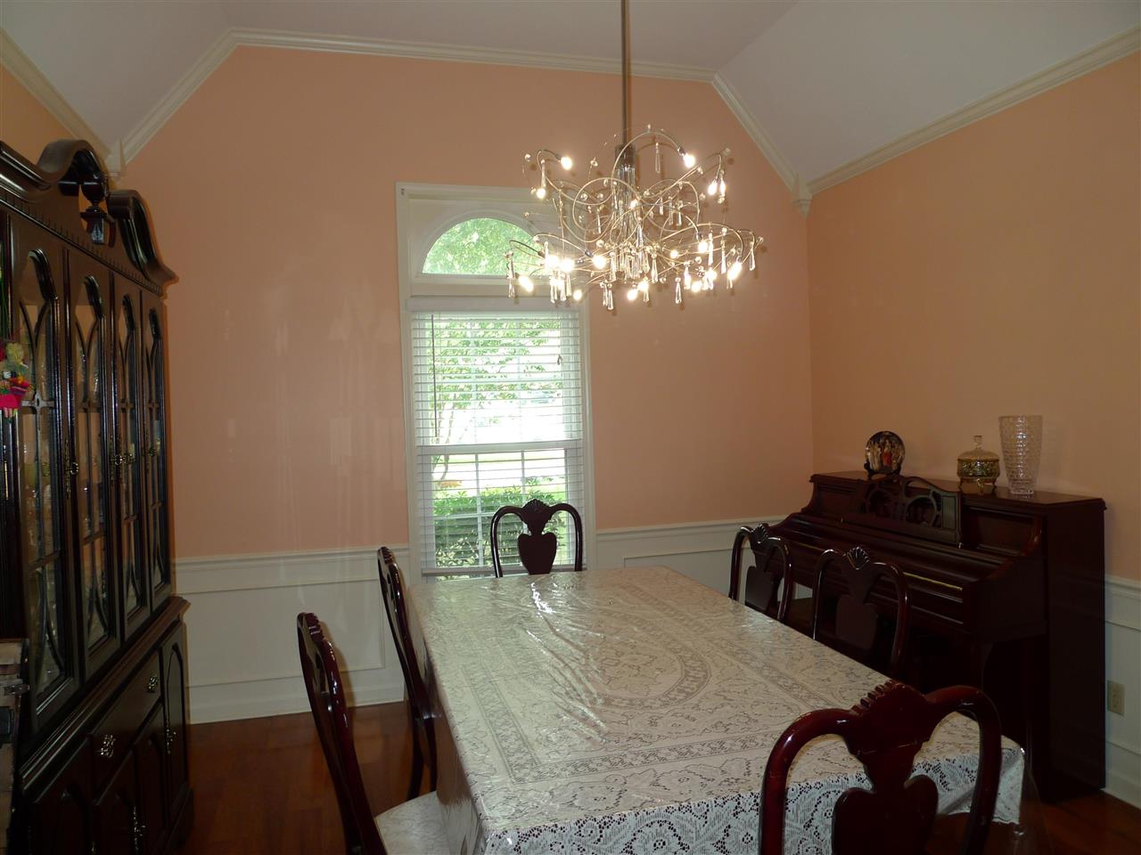 8464 Buckhurst Road Memphis, TN 38016 - Photo 7 of 25 Gallery Image 7