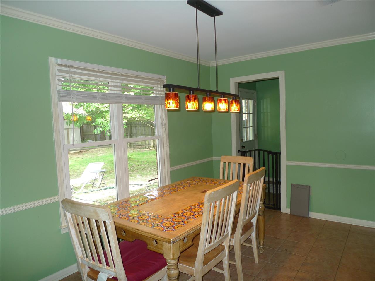 8464 Buckhurst Road Memphis, TN 38016 - Photo 10 of 25 Gallery Image 10
