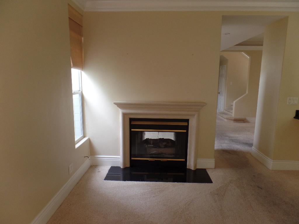 21044 Country Park Road Salinas, CA 93908 - Photo 8 of 24 Gallery Image 8