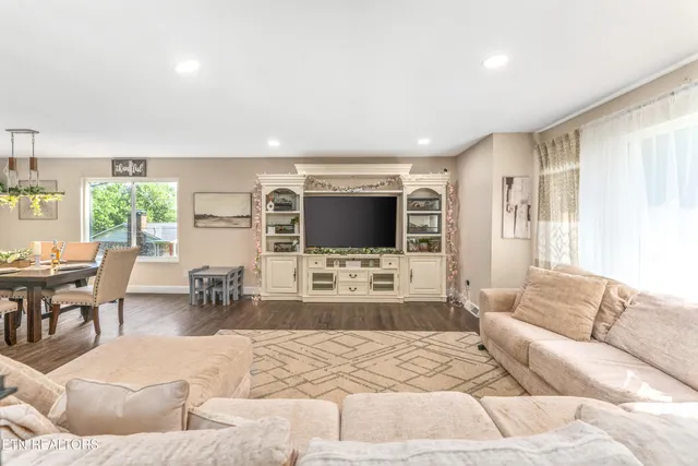 $465,000 | 2647 May Avenue, Maryville, TN 37804