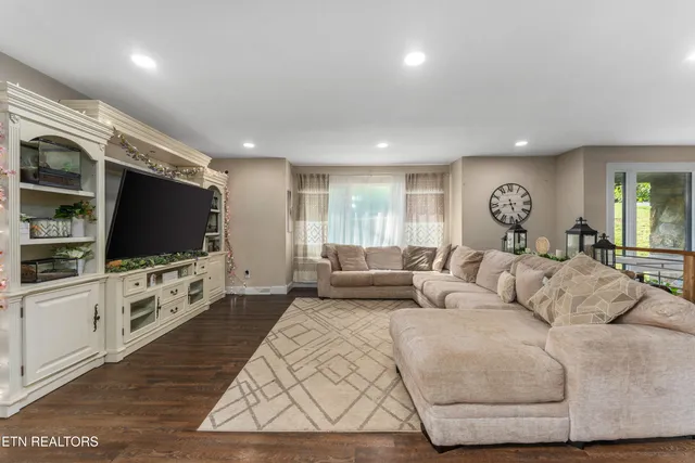 $465,000 | 2647 May Avenue, Maryville, TN 37804