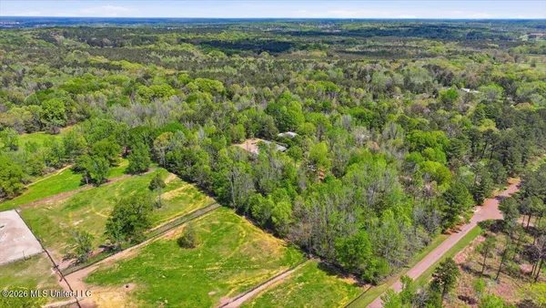 $575,000 | 170 Spring Road, Flora, MS 39071