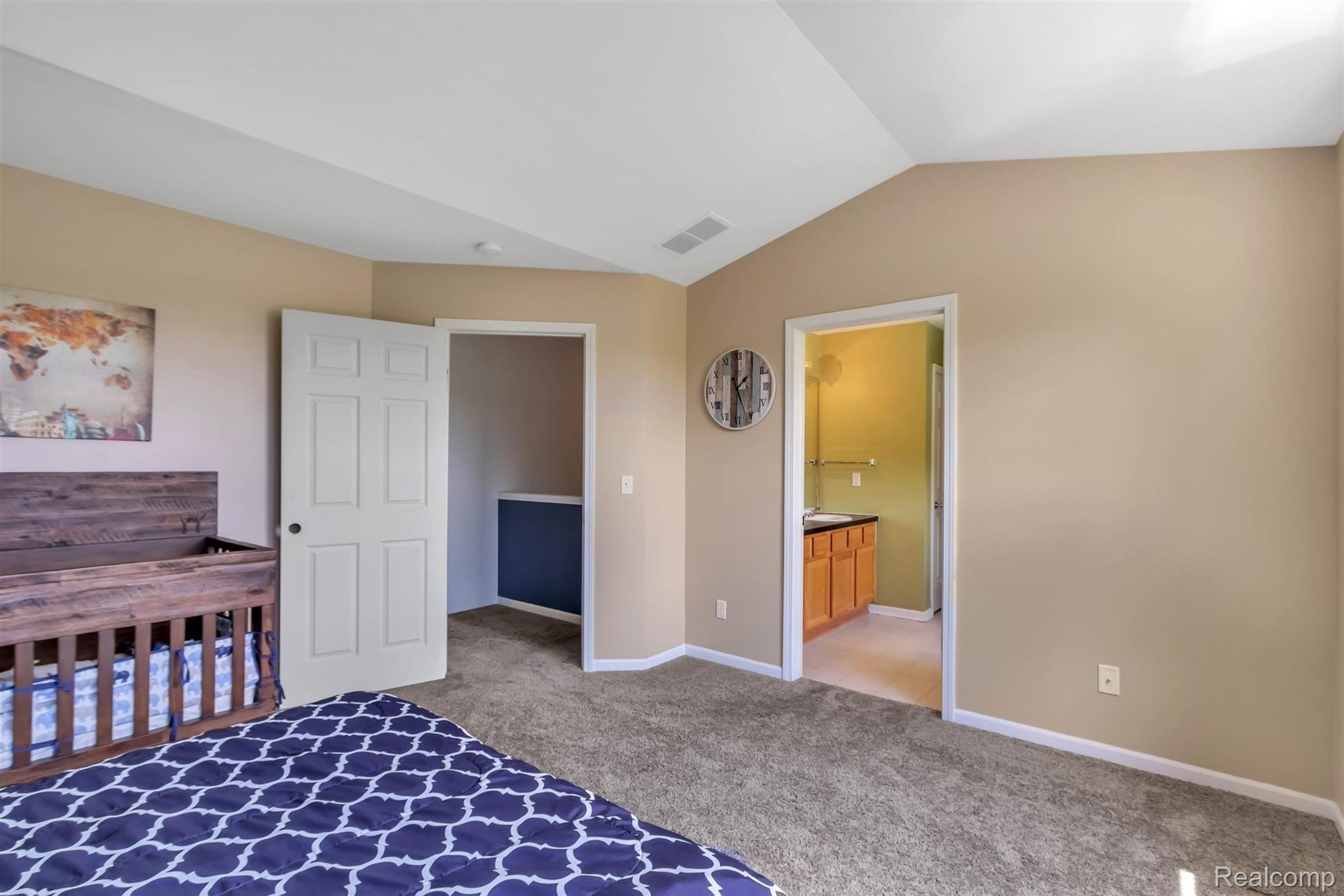 879 Deer Valley Road Holly, MI 48442 - Photo 32 of 63 30-879 Deer Valley Rd-WindowStill-R.jpg