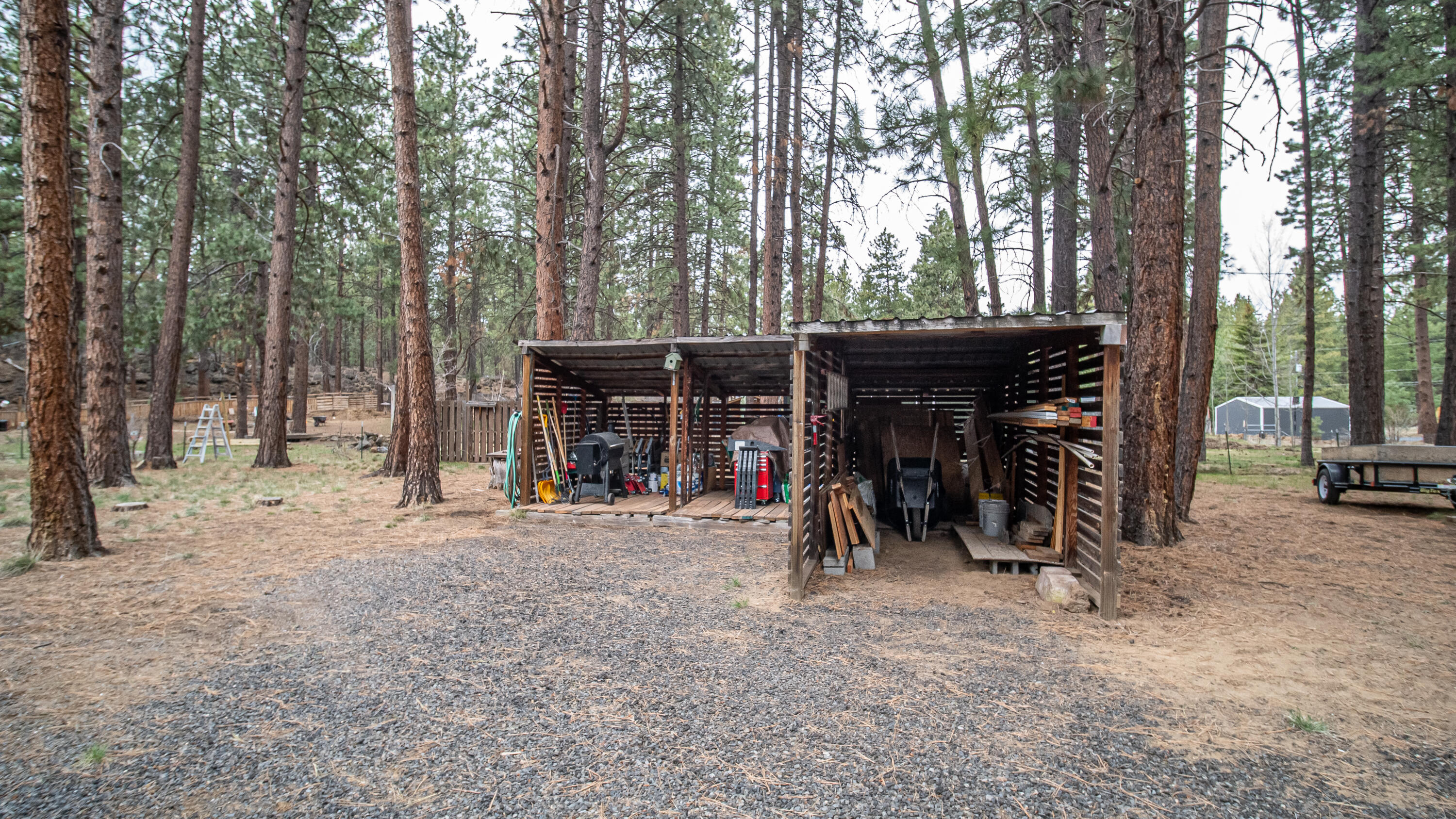 60129 Agate Road Bend, OR 97702 - Photo 40 of 41 P1120657