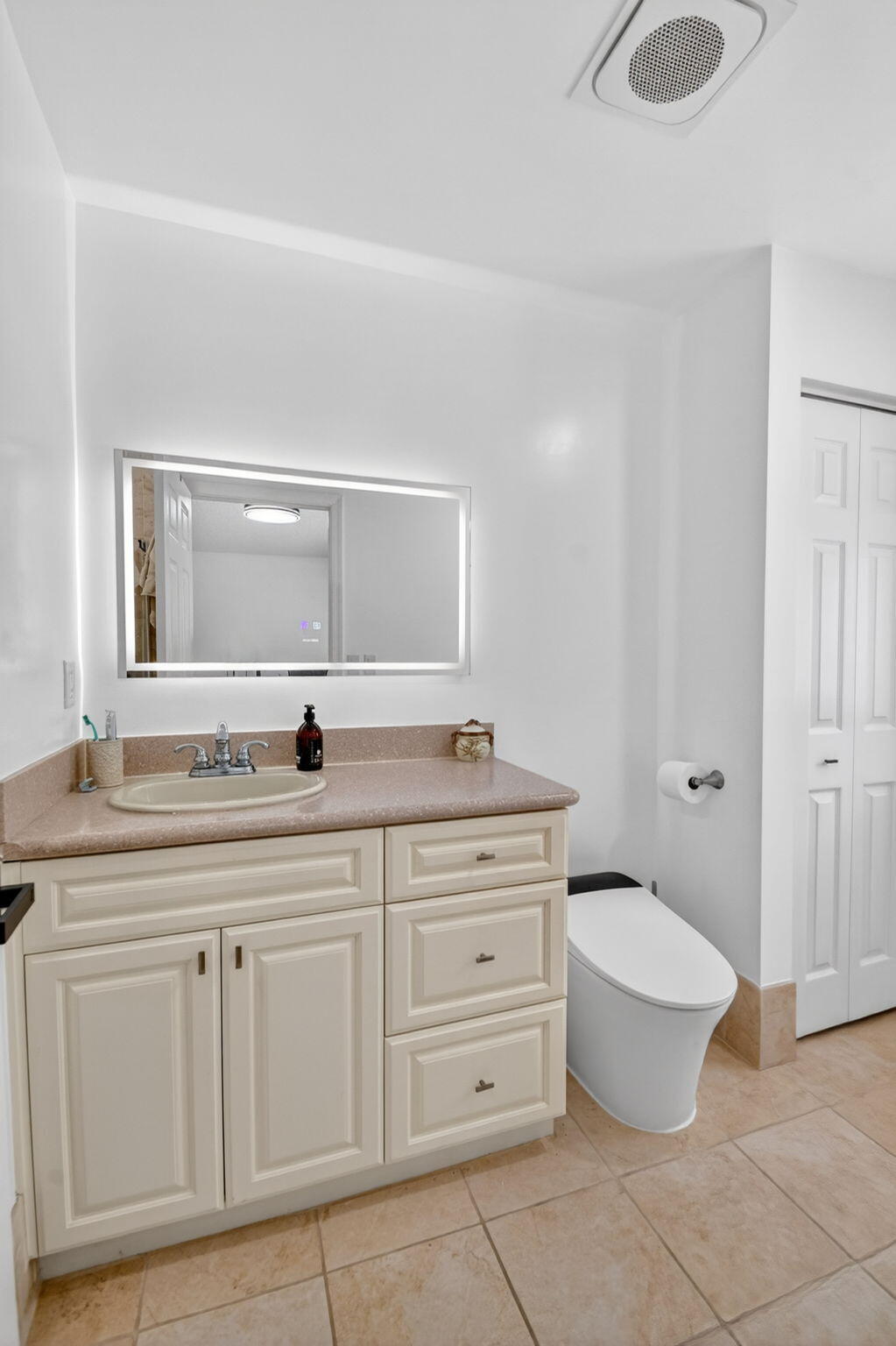 1084 Aspri Way Riviera Beach, FL 33418 - Photo 23 of 78 23-web-or-mls-DSC_3652