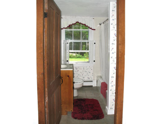 40 Chestnut Hill Road Orange, MA 01364 - Photo 16 of 22 a view of entryway
