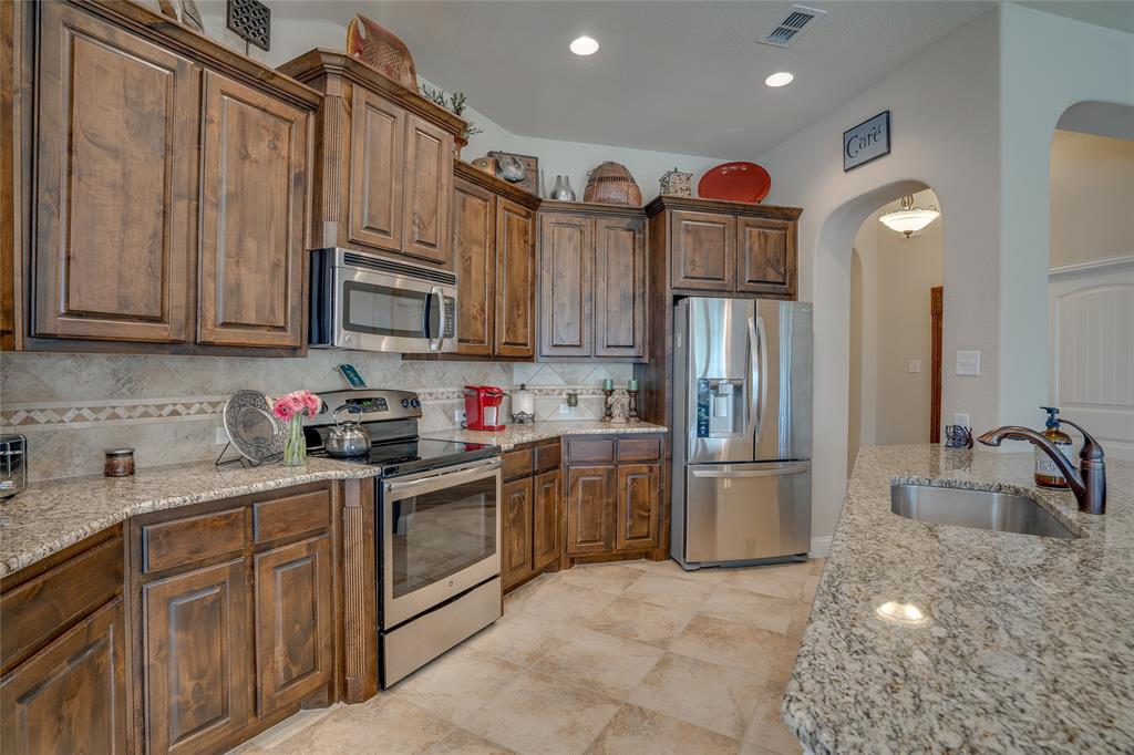 3936 Long Hollow Road Fort Worth, TX 76262 - Photo 17 of 31