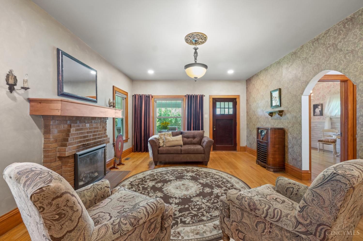4803 Princeton Road Hamilton, OH 45011 - Photo 5 of 50