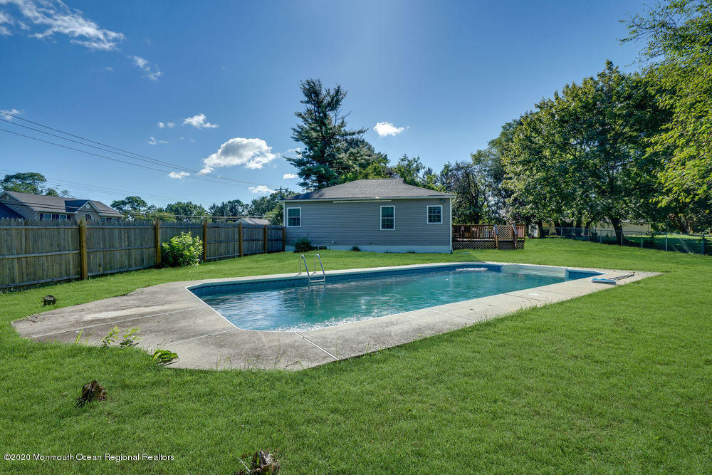 4 Nolan Road Morganville, NJ 07751 - Photo 2 of 46 a view of a volley ball court