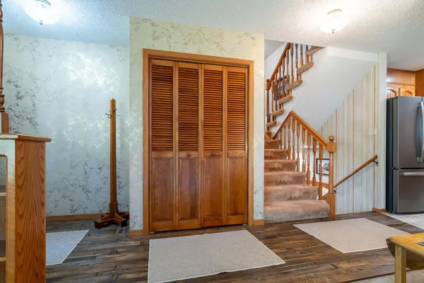 $439,000 | 747 5th Avenue Northwest, Valley City, ND 58072