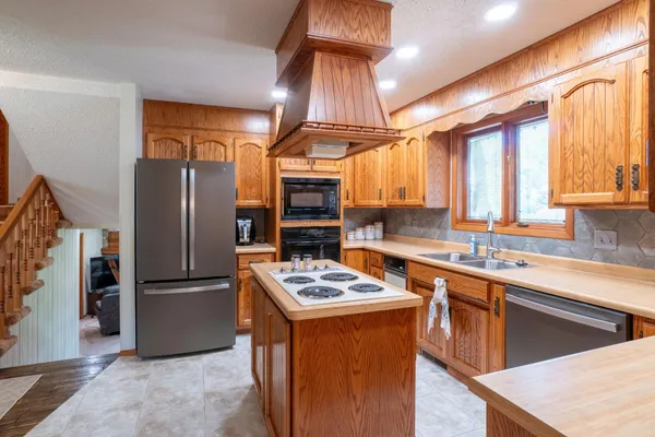 $439,000 | 747 5th Avenue Northwest, Valley City, ND 58072