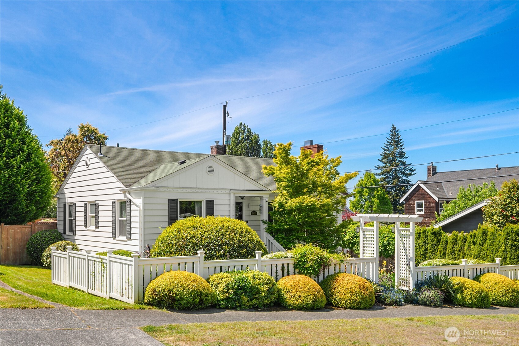 4409 Southwest Dawson Street Seattle, WA 98136 - Photo 3 of 37