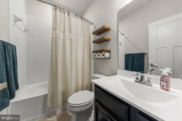 $410,000 | 103 Burkwood Ter Lake, Front Royal, VA 22630