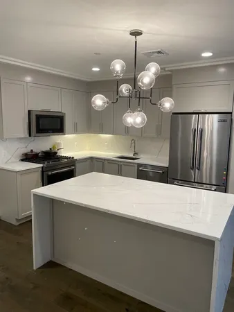 $3,600 | 214 Market Street, Unit 206, Boston, MA 02135
