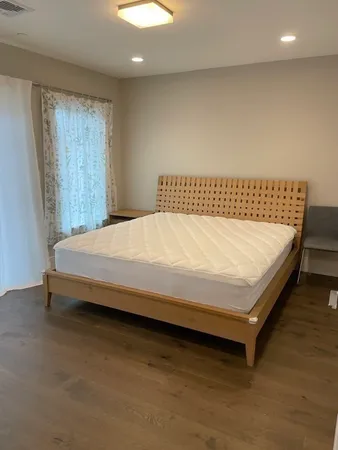 $3,600 | 214 Market Street, Unit 206, Boston, MA 02135