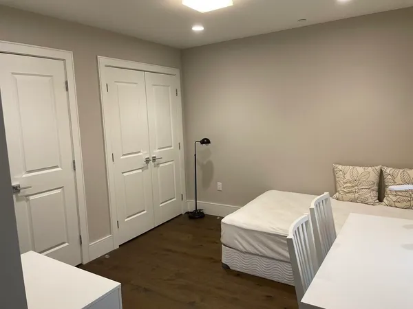 $3,600 | 214 Market Street, Unit 206, Boston, MA 02135
