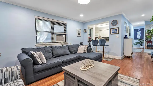 $348,000 | 30 Grace Avenue, Unit 2F, Great Neck, NY 11021