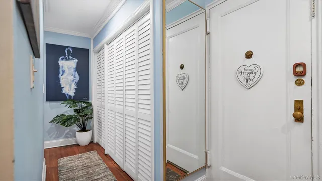 $348,000 | 30 Grace Avenue, Unit 2F, Great Neck, NY 11021