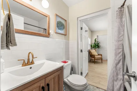 $590,000 | 214 South Orlando Avenue, Cocoa Beach, FL 32931