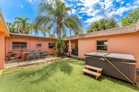 $590,000 | 214 South Orlando Avenue, Cocoa Beach, FL 32931