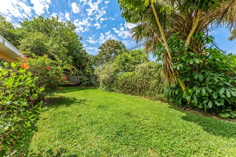 $590,000 | 214 South Orlando Avenue, Cocoa Beach, FL 32931