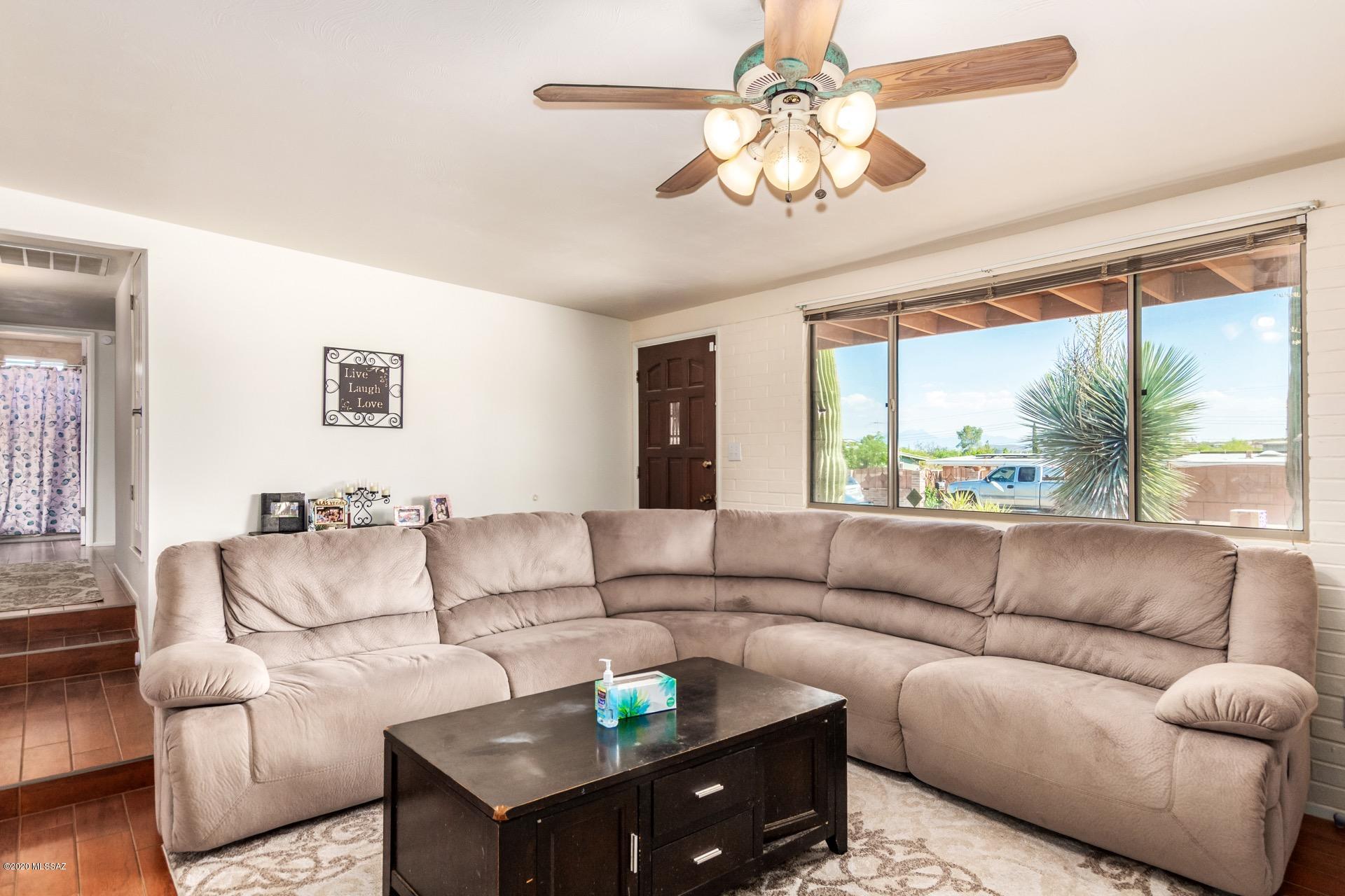 1816 West Merlin Road Tucson, AZ 85713 - Photo 4 of 25
